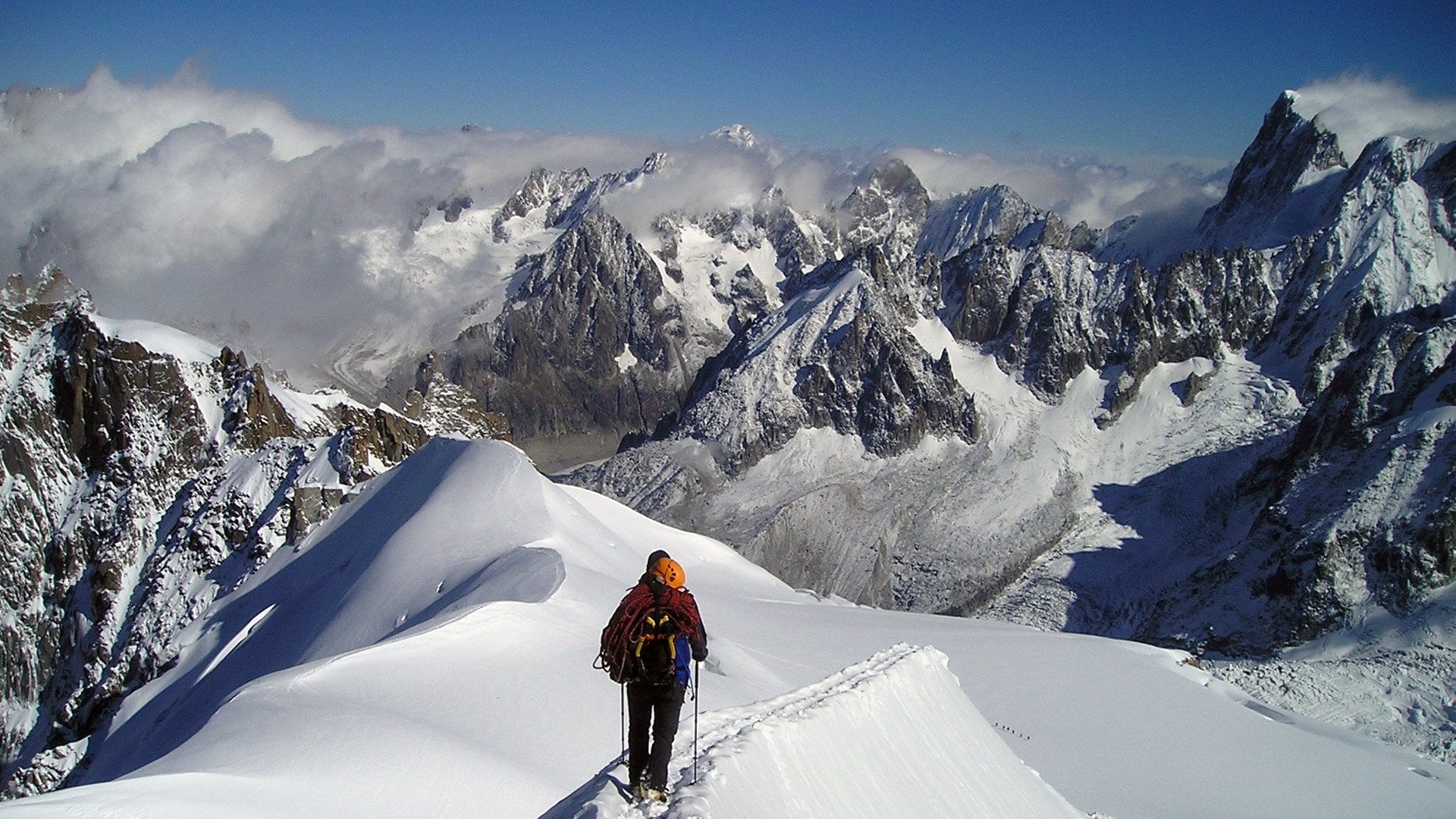 Vêtements d'alpinisme : les critères pour bien les choisir