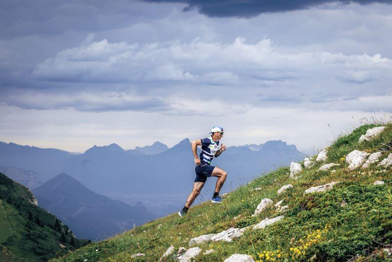 Est-ce une bonne idée de courir sans chaussettes ?