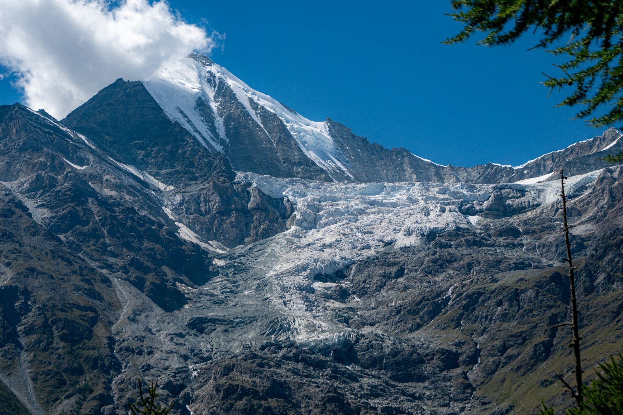 Ciel changeant au-dessus du massif du Mont-Blanc en été