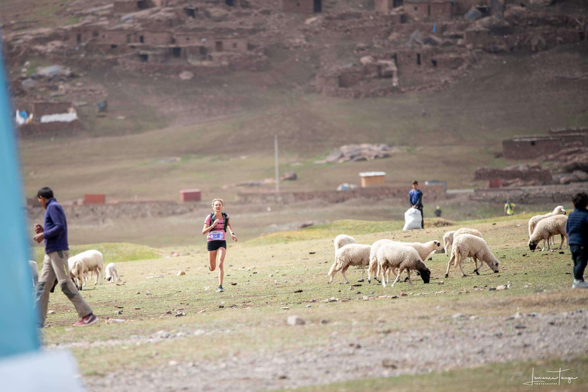 Maryline Nakache, traileuse de la team Cimalp au Marathon des Sables