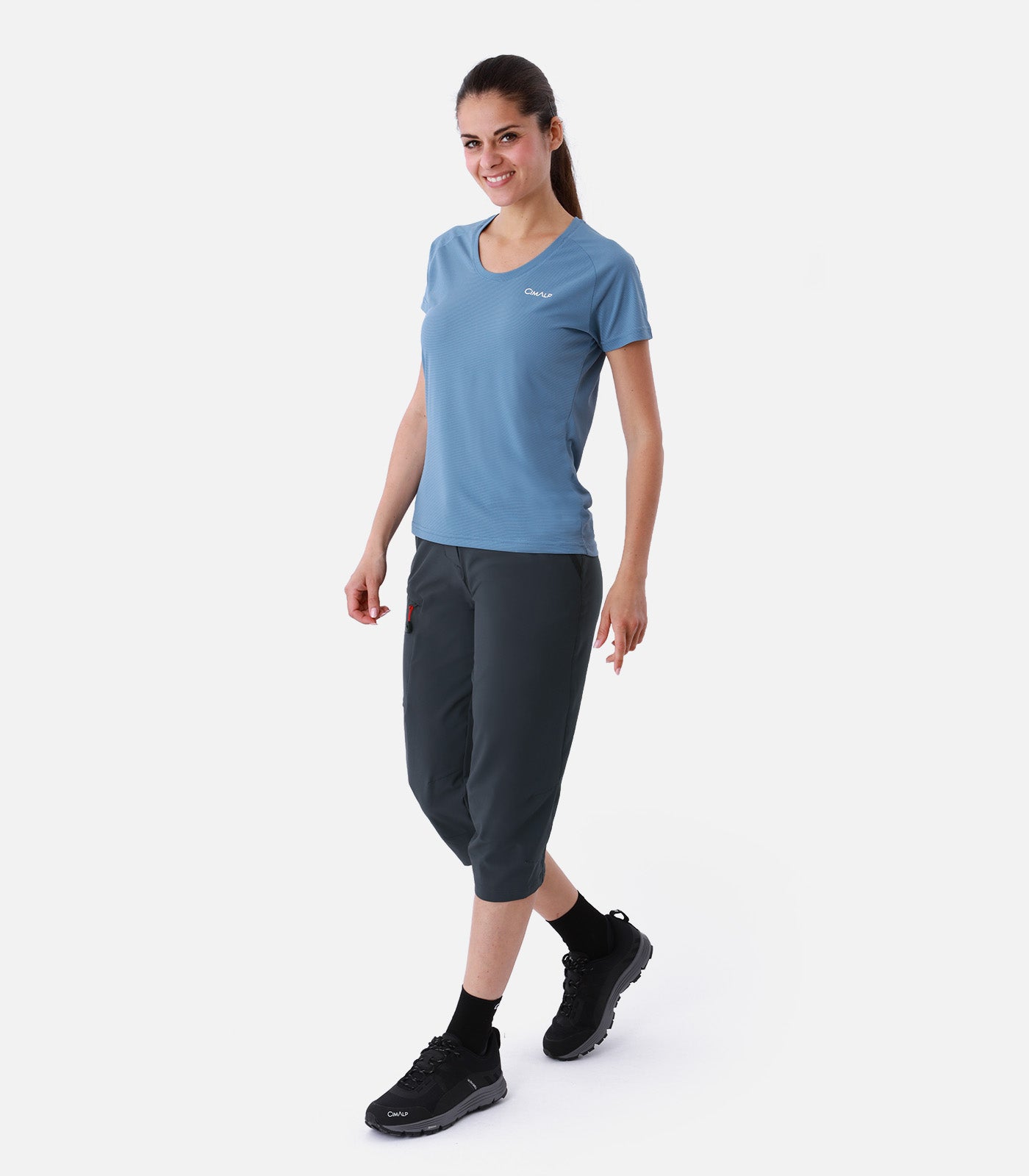 Donna ARAVIS 2 F