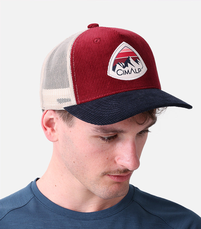 Die Outdoor-Essentials von Cloée Unisex TRUCKER CAP VELOURS