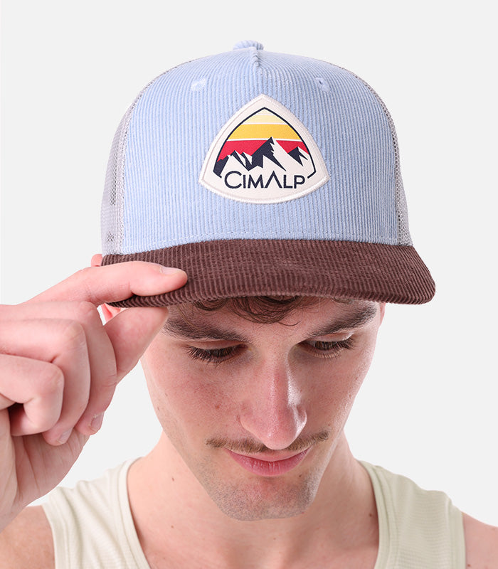 Die Outdoor-Essentials von Cloée Unisex TRUCKER CAP VELOURS
