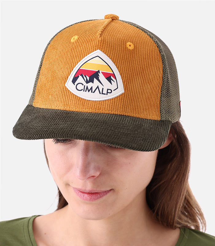 Die Outdoor-Essentials von Cloée Unisex TRUCKER CAP VELOURS