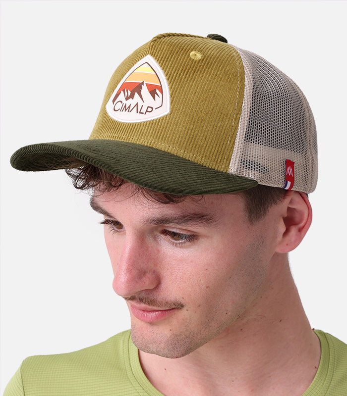 Die Outdoor-Essentials von Cloée Unisex TRUCKER CAP VELOURS