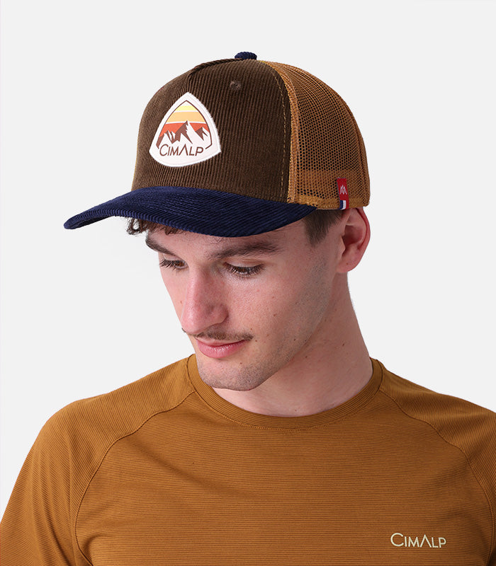 Die Outdoor-Essentials von Cloée Unisex TRUCKER CAP VELOURS