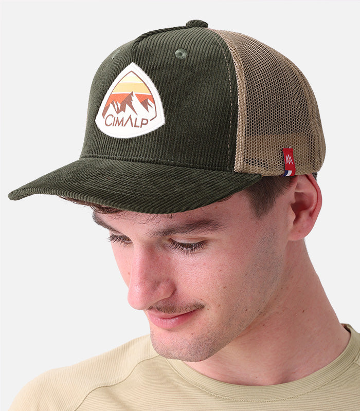 Die Outdoor-Essentials von Cloée Unisex TRUCKER CAP VELOURS